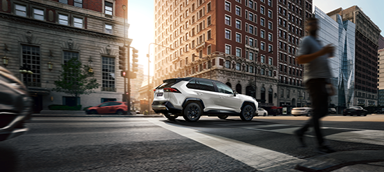 Toyota-RAV4-02
