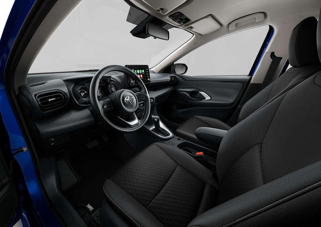 Toyota-Yaris-interieur-voorstoelen.jpg