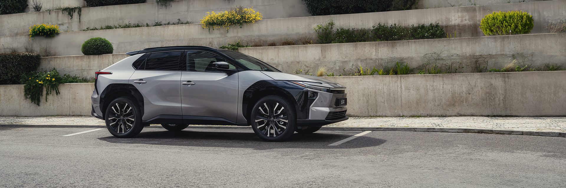 Toyota_bZ4X_2025_TME_Shot_16_final_without_talent